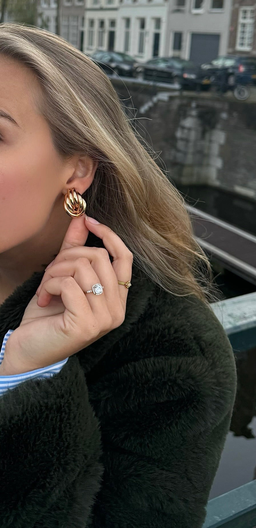 Braid oorbellen - goud